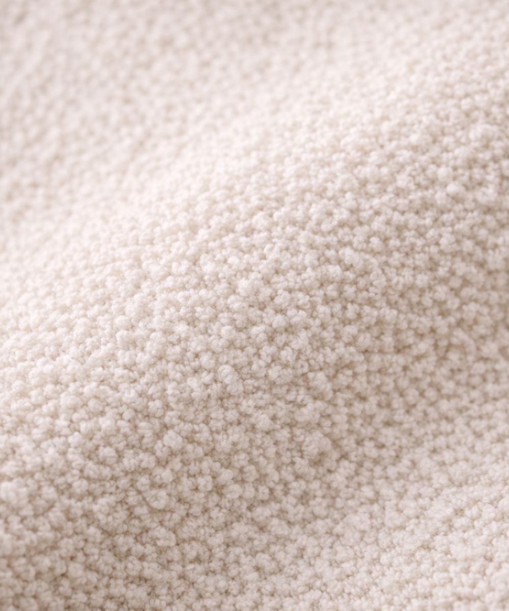 Poltrona decorativa com puff 5